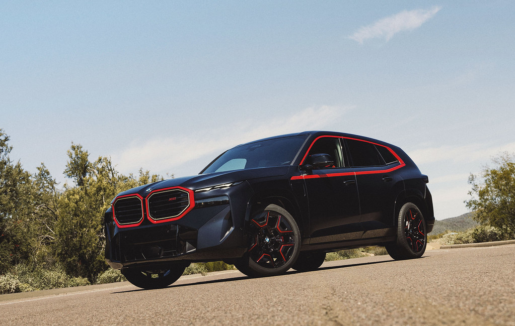 2024 BMW XM Plugin Hybrid